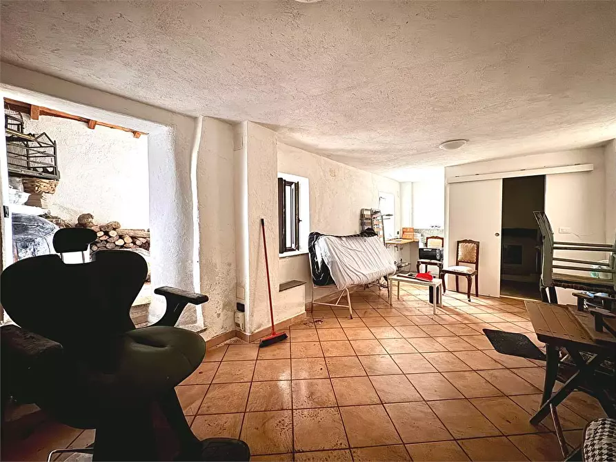 Immagine 25 di Casa indipendente in vendita  in Piazza Dell'Assunta a Pieve Di Teco