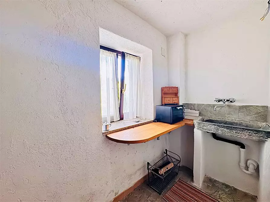 Immagine 28 di Casa indipendente in vendita  in Piazza Dell'Assunta a Pieve Di Teco