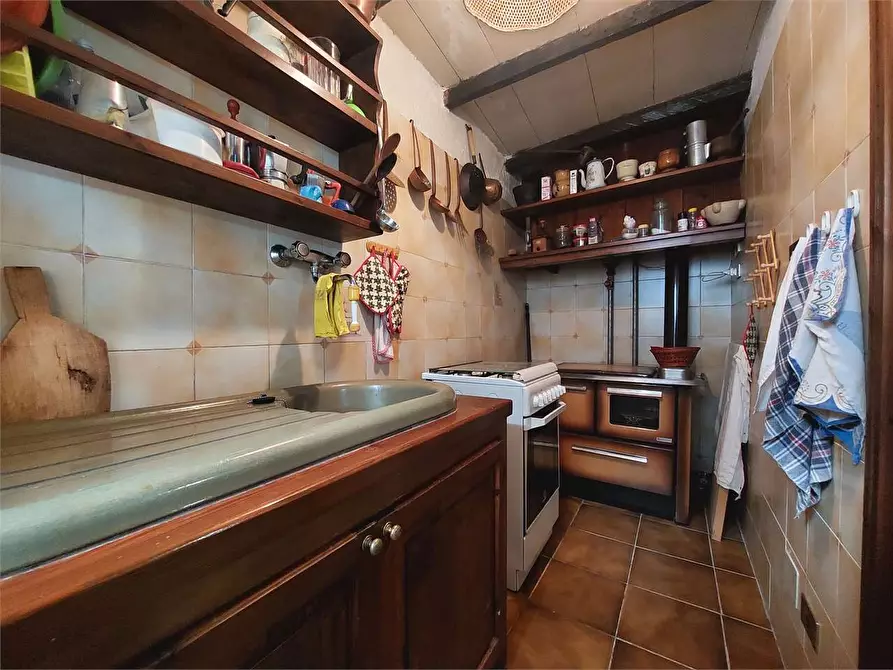 Immagine 11 di Casa indipendente in vendita  in Via Mazzini 38 a Mendatica