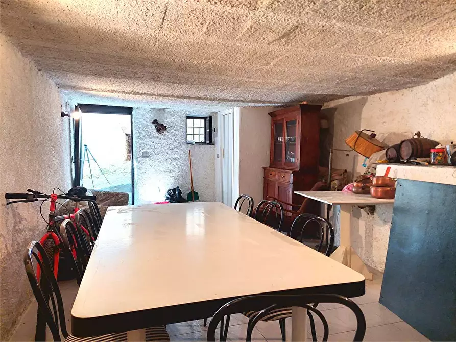 Immagine 37 di Casa indipendente in vendita  in Via Mazzini 38 a Mendatica