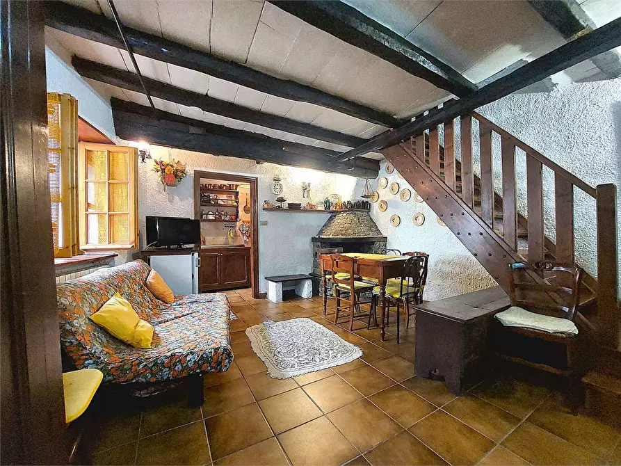 Immagine 5 di Casa indipendente in vendita  in Via Mazzini 38 a Mendatica