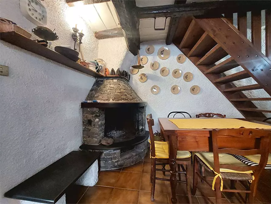 Immagine 4 di Casa indipendente in vendita  in Via Mazzini 38 a Mendatica