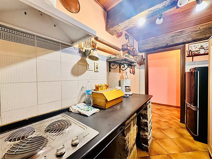 Immagine 7 di Casa indipendente in vendita  in Via Oratorio 6 a Caravonica