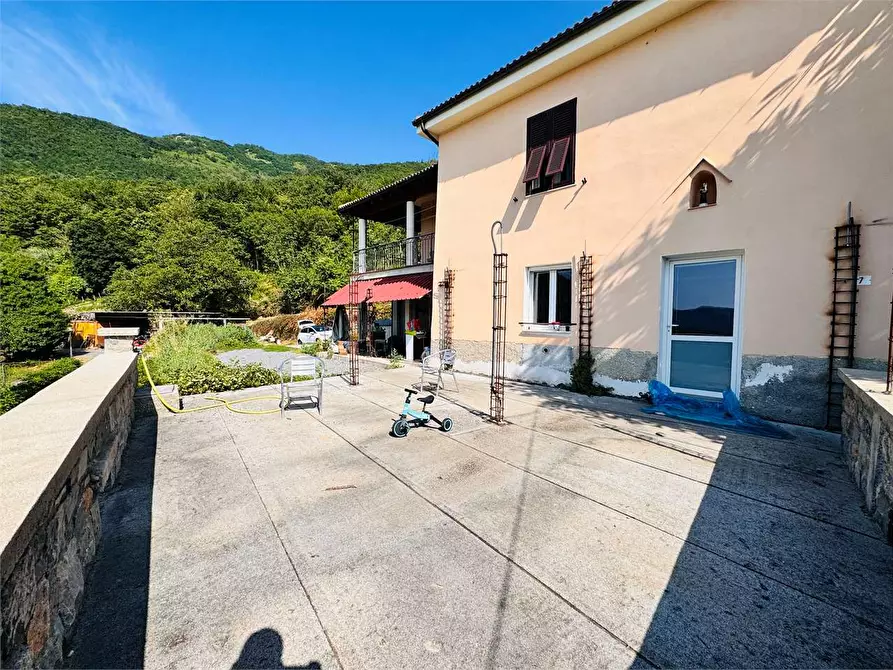 Immagine 6 di Casa indipendente in vendita  in Frazione Lenzari 6 a Vessalico