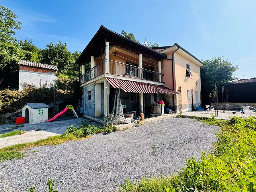 Immagine 4 di Casa indipendente in vendita  in Frazione Lenzari 6 a Vessalico