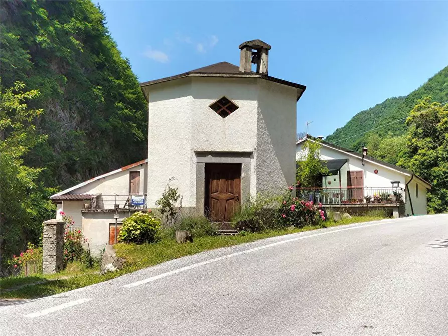 Immagine 108 di Rustico / casale in vendita  in Frazione Ponte di Nava Località Figalli a Ormea