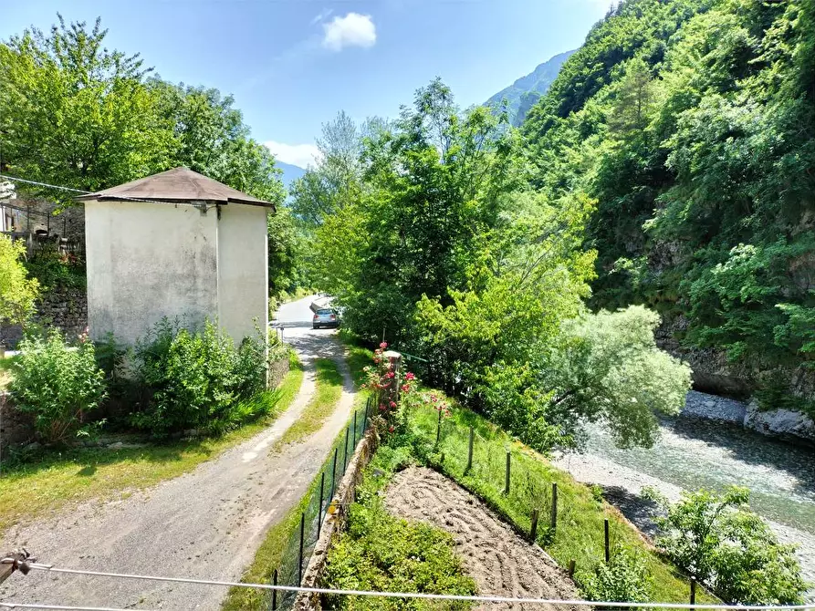Immagine 26 di Rustico / casale in vendita  in Frazione Ponte di Nava Località Figalli a Ormea