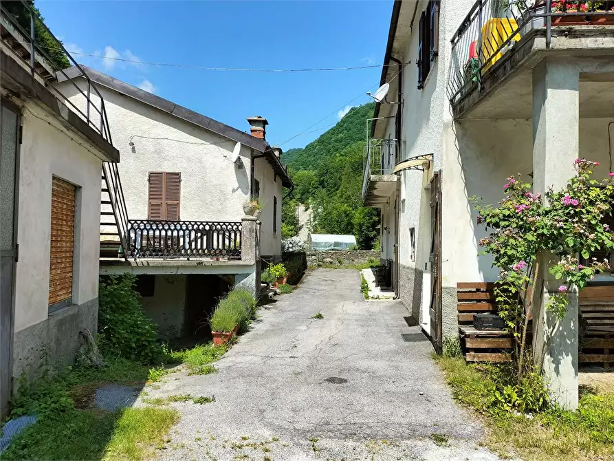 Immagine 15 di Rustico / casale in vendita  in Frazione Ponte di Nava Località Figalli a Ormea