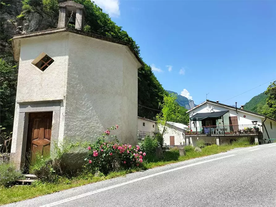 Immagine 7 di Rustico / casale in vendita  in Frazione Ponte di Nava Località Figalli a Ormea