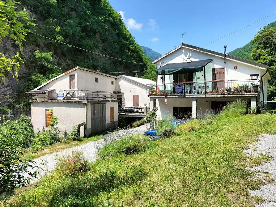 Immagine 9 di Rustico / casale in vendita  in Frazione Ponte di Nava Località Figalli a Ormea