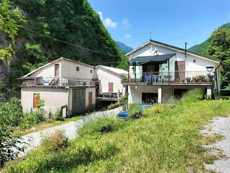 Immagine 12 di Rustico / casale in vendita  in Frazione Ponte di Nava Località Figalli a Ormea