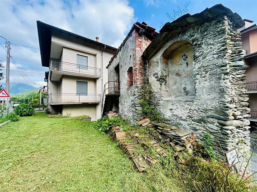 Immagine 31 di Appartamento in vendita  in Viale Piaggio a Ormea