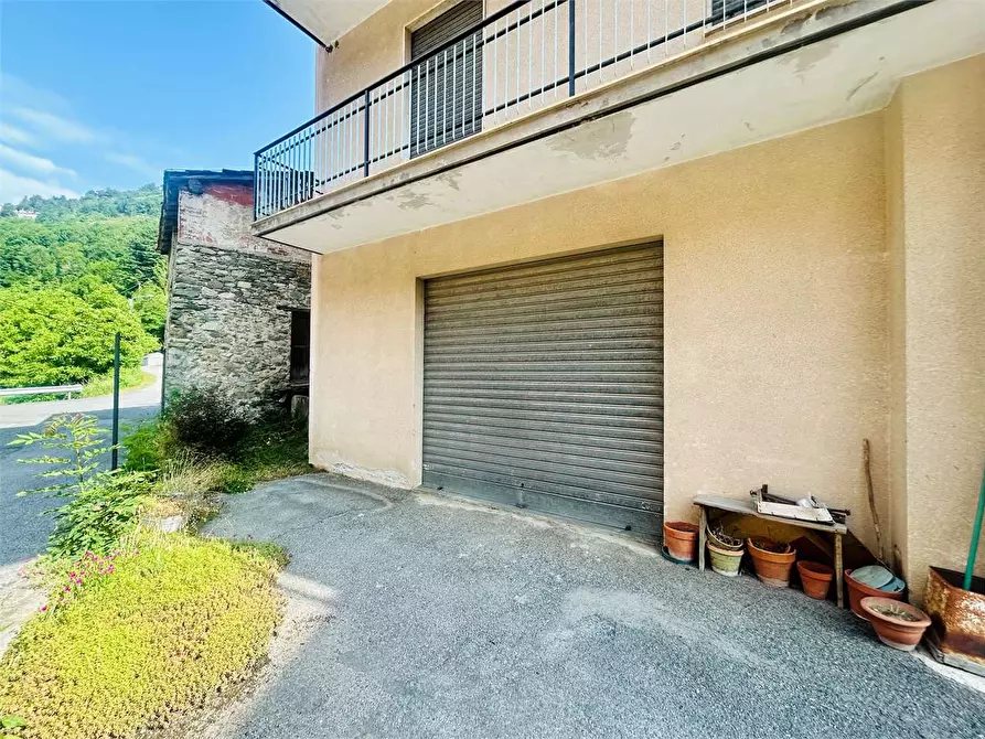 Immagine 35 di Appartamento in vendita  in Viale Piaggio a Ormea