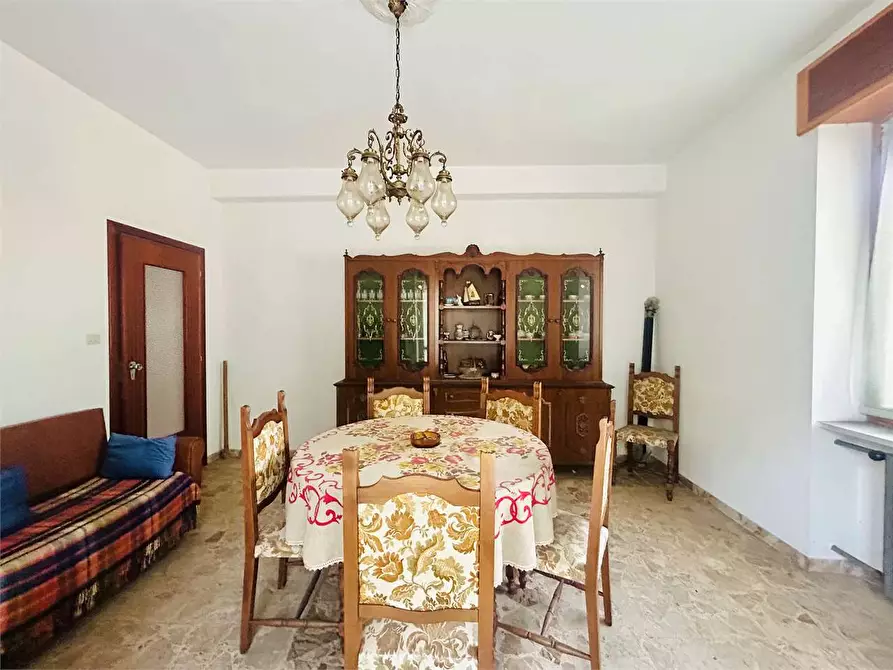 Immagine 11 di Appartamento in vendita  in Viale Piaggio a Ormea