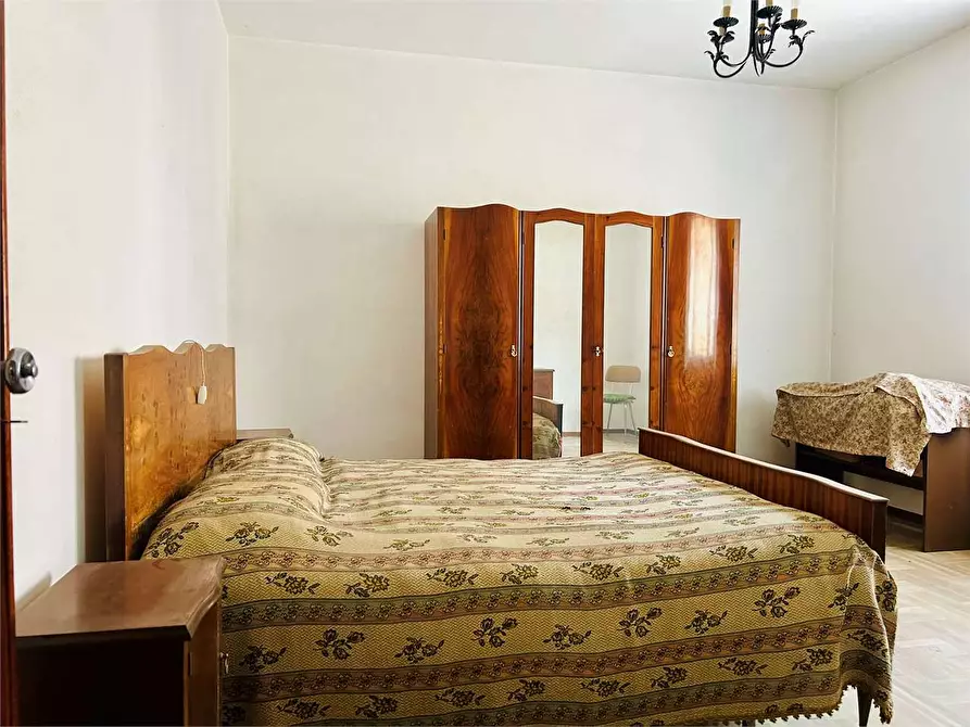 Immagine 17 di Appartamento in vendita  in Viale Piaggio a Ormea