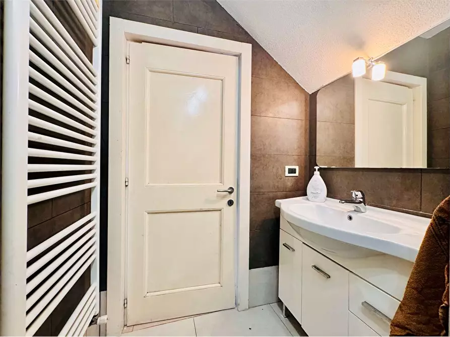 Immagine 13 di Casa indipendente in vendita  in Frazione Lenzari 6 a Vessalico