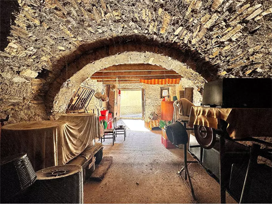 Immagine 2 di Rustico / casale in vendita  in Salita Costa 1 a Lucinasco