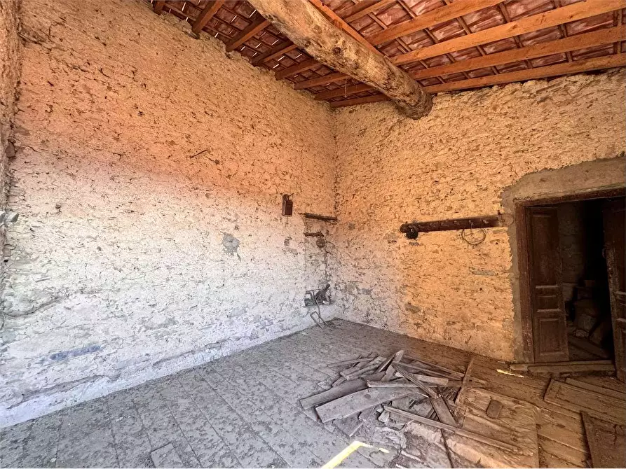 Immagine 3 di Rustico / casale in vendita  in Salita Costa 1 a Lucinasco