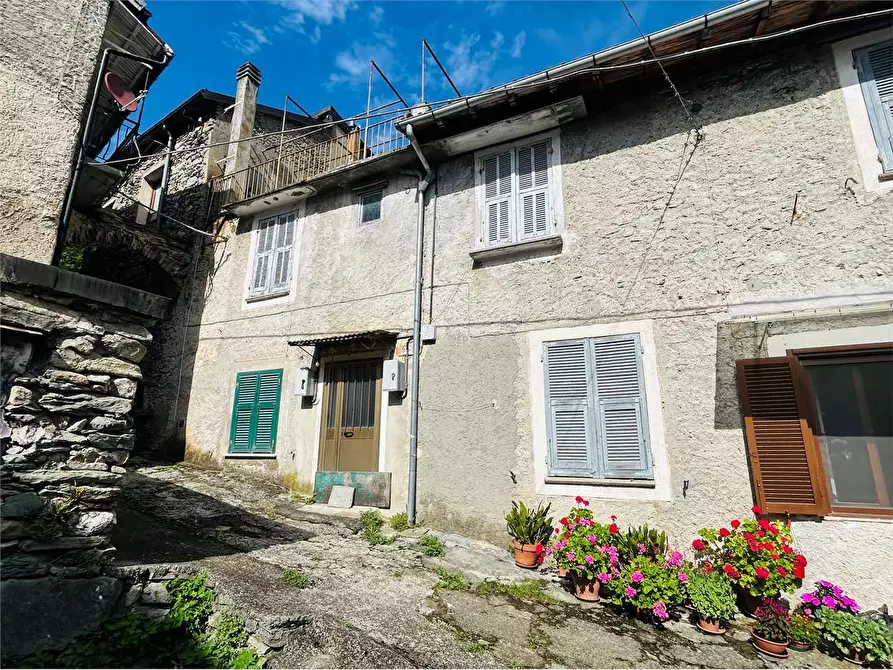 Immagine 1 di Casa indipendente in vendita  in Ponte di Nava  98 a Ormea