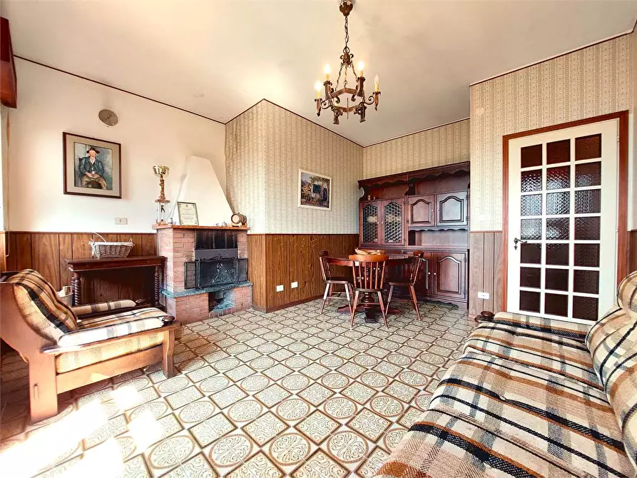 Immagine 10 di Appartamento in vendita  in Via San Bernardo di Conio 22 a Borgomaro