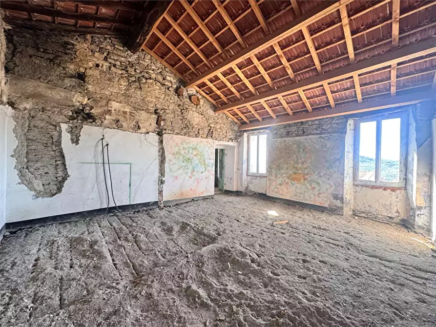 Immagine 21 di Casa indipendente in vendita  in Via Regina Elena 5 a Chiusanico