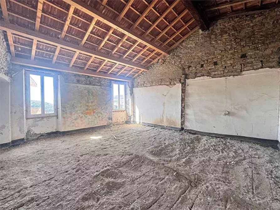 Immagine 22 di Casa indipendente in vendita  in Via Regina Elena 5 a Chiusanico