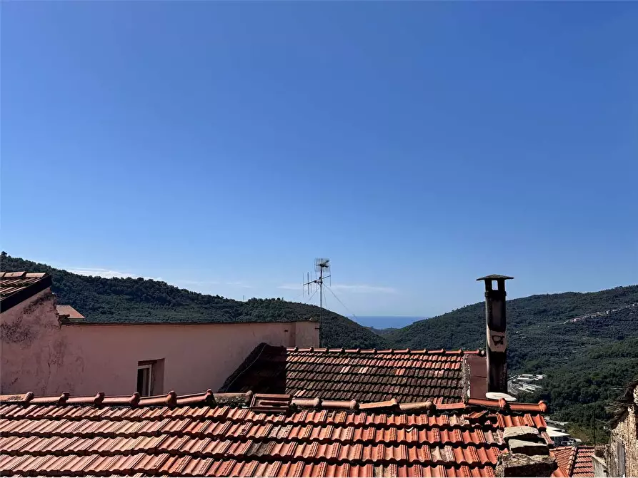 Immagine 6 di Casa indipendente in vendita  in Via Regina Elena 5 a Chiusanico