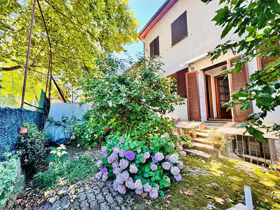 Immagine 1 di Casa indipendente in vendita  in Via De Filippi 57 a Pieve Di Teco