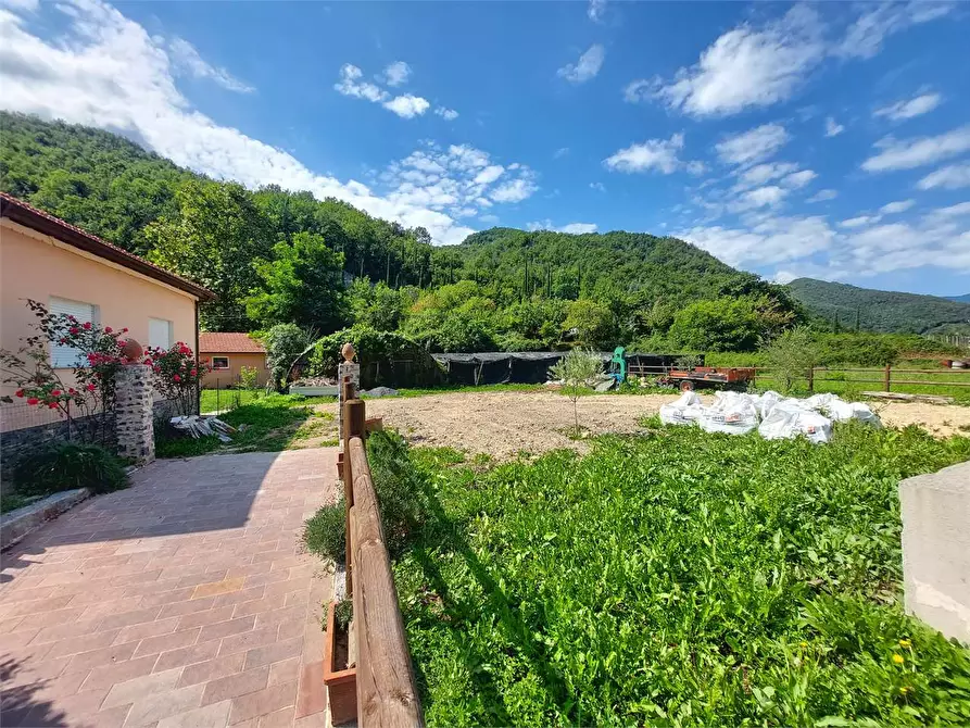 Immagine 15 di Villa in vendita  in Via P. Manfredi a Vessalico