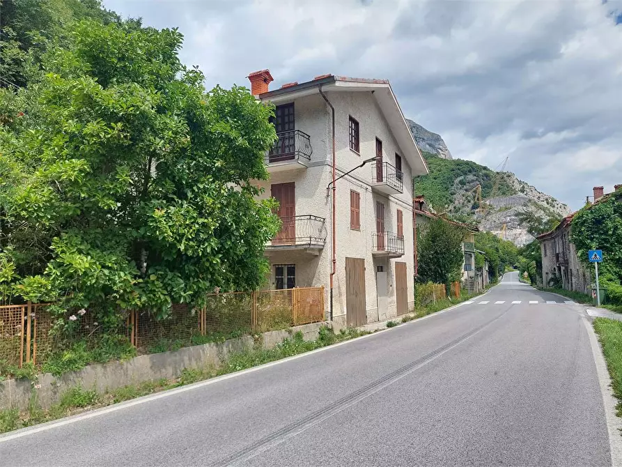 Immagine 6 di Casa indipendente in vendita  in Frazione Isola Perosa a Ormea