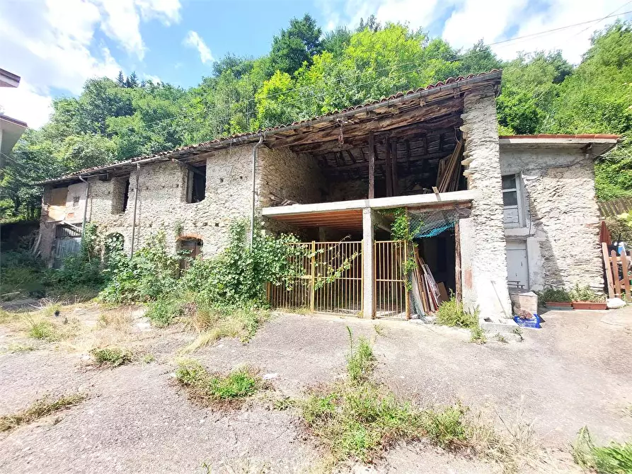 Immagine 3 di Casa indipendente in vendita  in Frazione Isola Perosa a Ormea