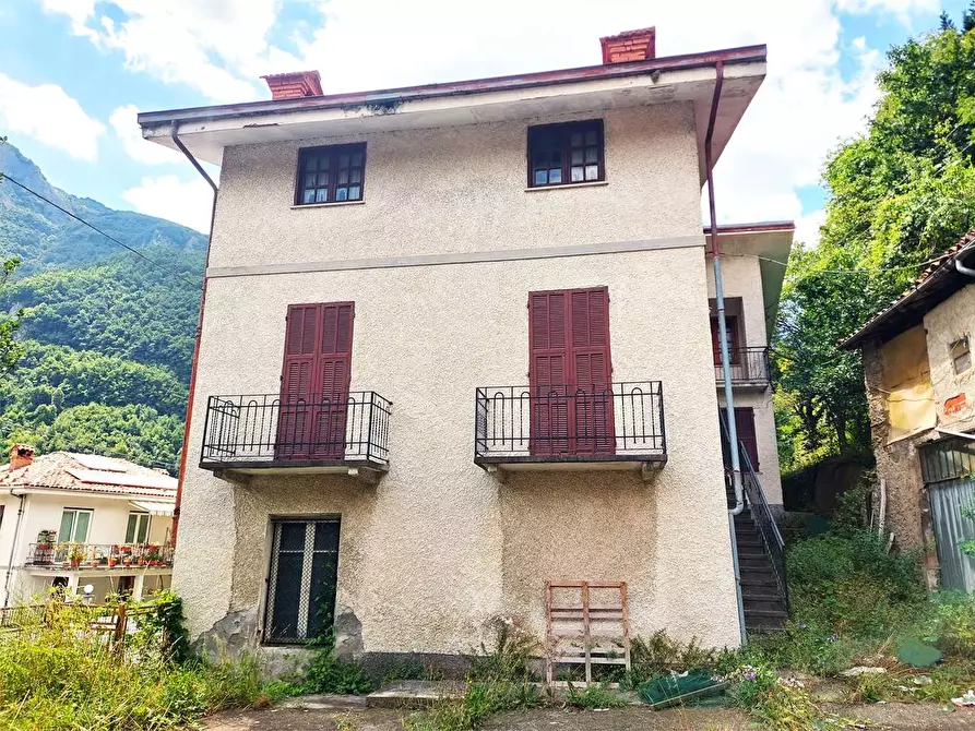 Immagine 9 di Casa indipendente in vendita  in Frazione Isola Perosa a Ormea