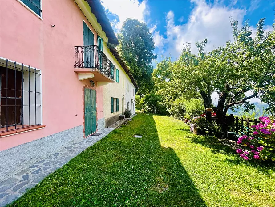 Immagine 3 di Casa indipendente in vendita  in Frazione Pornassino, Loc. Logne a Ormea