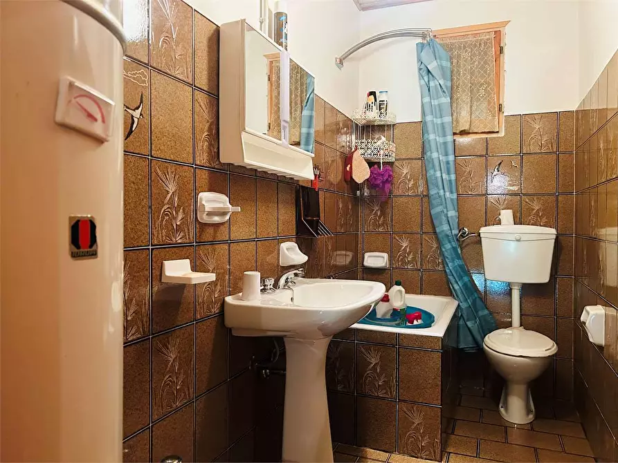 Immagine 22 di Casa indipendente in vendita  in Frazione Pornassino, Loc. Logne a Ormea