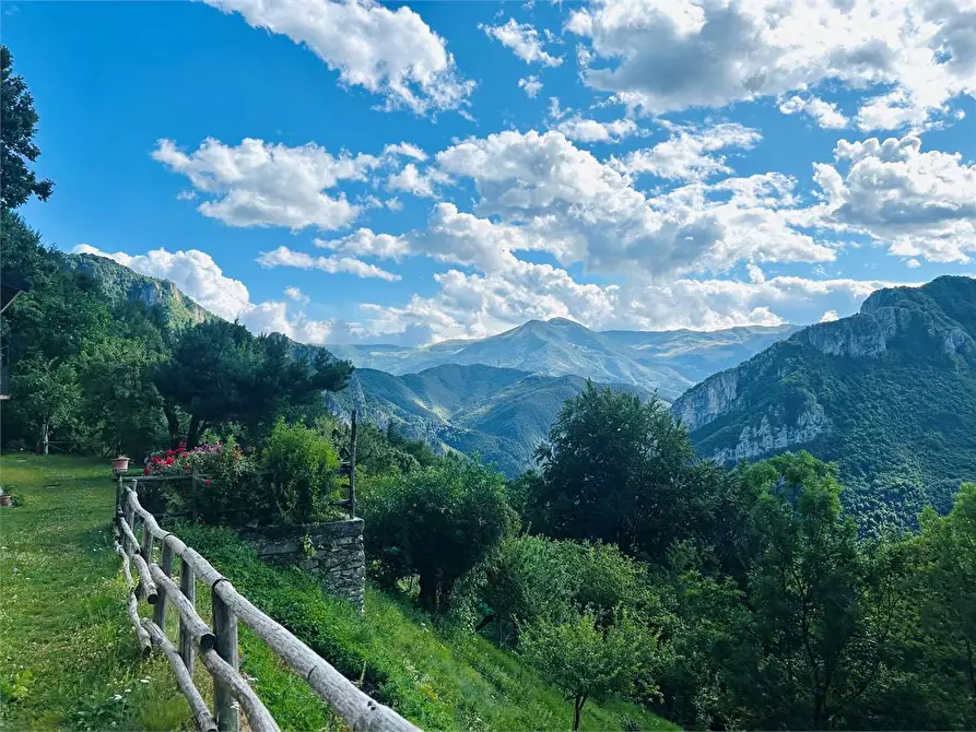 Immagine 5 di Casa indipendente in vendita  in Frazione Pornassino, Loc. Logne a Ormea