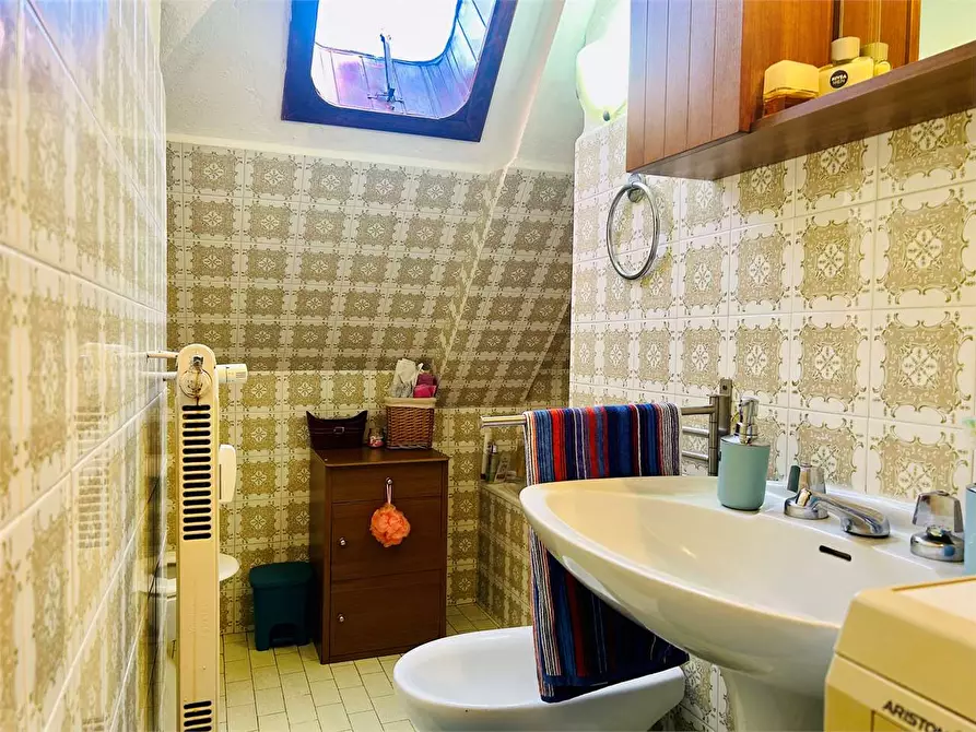 Immagine 20 di Appartamento in vendita  in Piazza della libertà 12 a Ormea