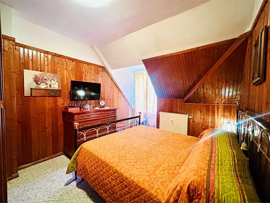 Immagine 16 di Appartamento in vendita  in Piazza della libertà 12 a Ormea