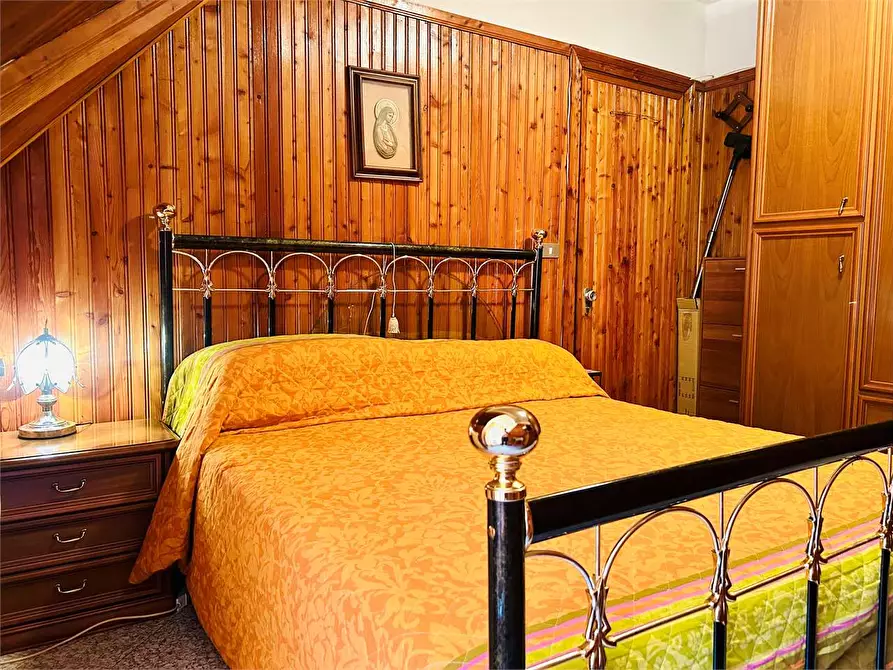 Immagine 15 di Appartamento in vendita  in Piazza della libertà 12 a Ormea