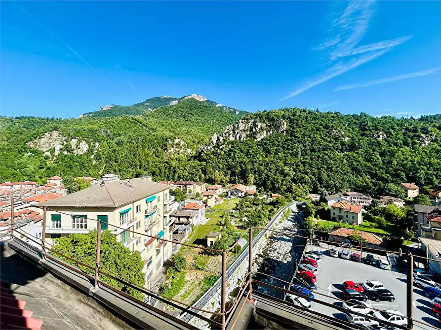 Immagine 28 di Appartamento in vendita  in Piazza della libertà 12 a Ormea