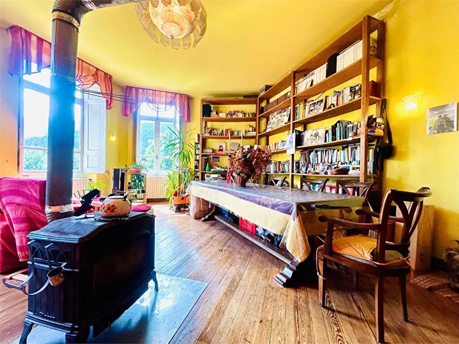 Immagine 63 di Villa in vendita  in Viale Piaggio a Ormea