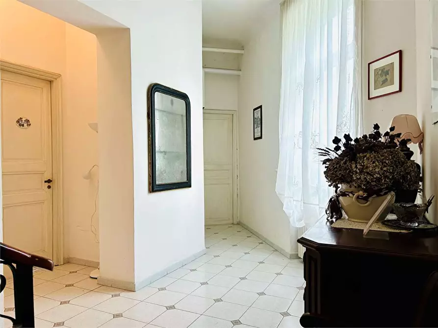 Immagine 57 di Villa in vendita  in Viale Piaggio a Ormea