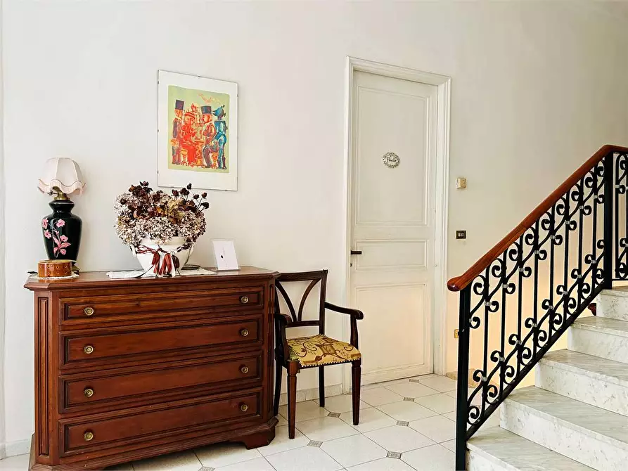 Immagine 25 di Villa in vendita  in Viale Piaggio a Ormea