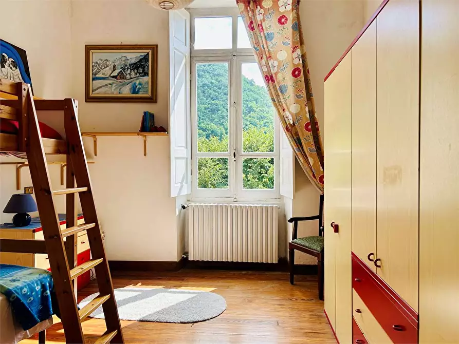 Immagine 43 di Villa in vendita  in Viale Piaggio a Ormea