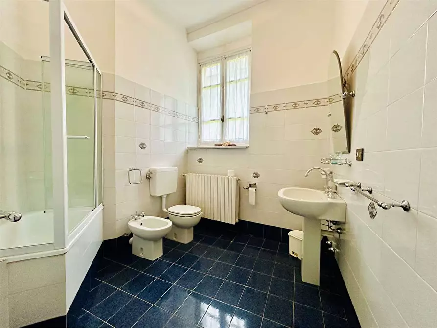 Immagine 40 di Villa in vendita  in Viale Piaggio a Ormea