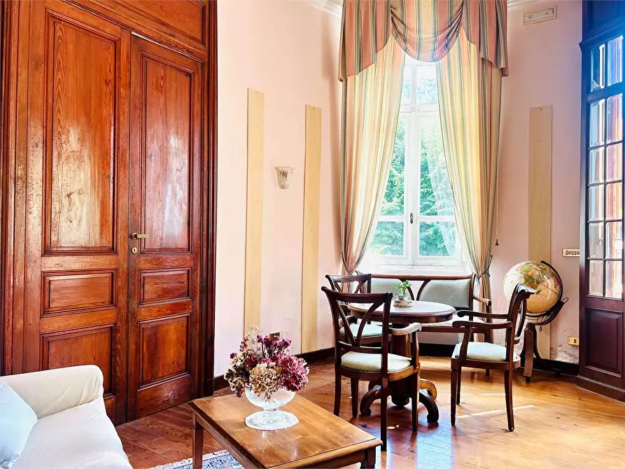 Immagine 10 di Villa in vendita  in Viale Piaggio a Ormea