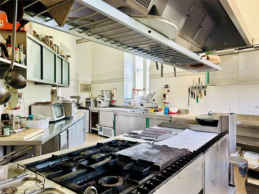 Immagine 21 di Villa in vendita  in Viale Piaggio a Ormea