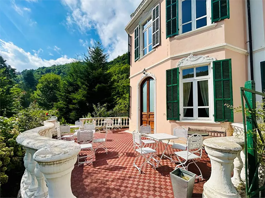 Immagine 3 di Villa in vendita  in Viale Piaggio a Ormea