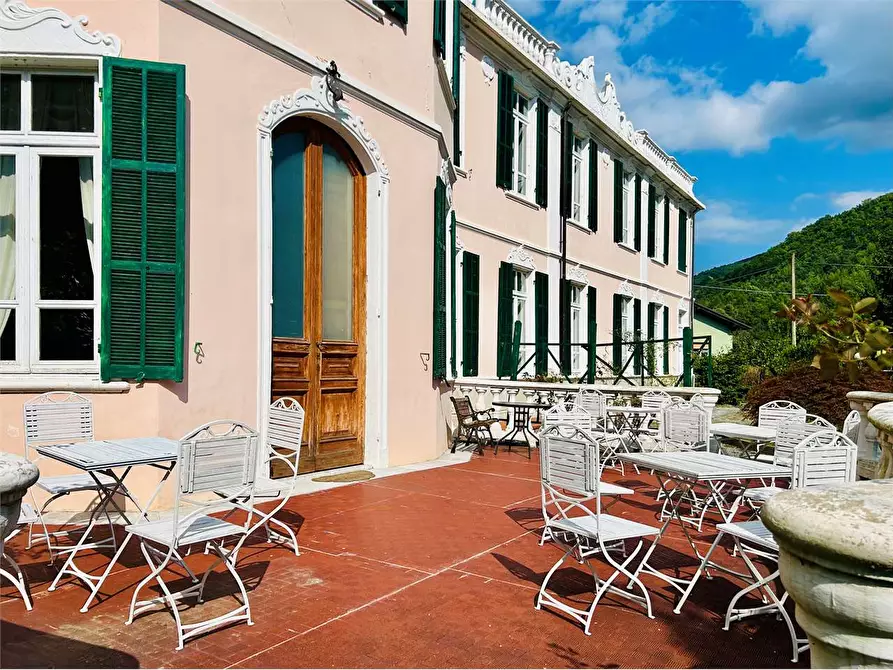 Immagine 3 di Villa in vendita  in Viale Piaggio a Ormea