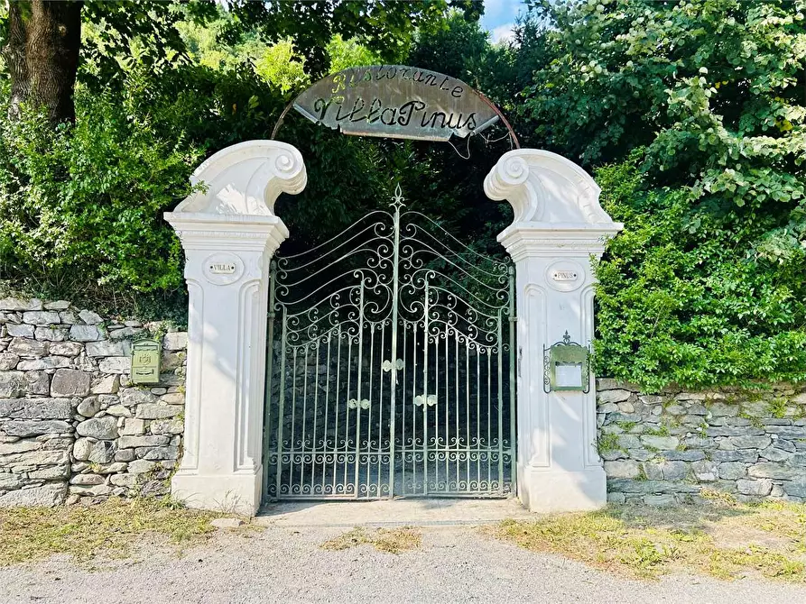 Immagine 71 di Villa in vendita  in Viale Piaggio a Ormea