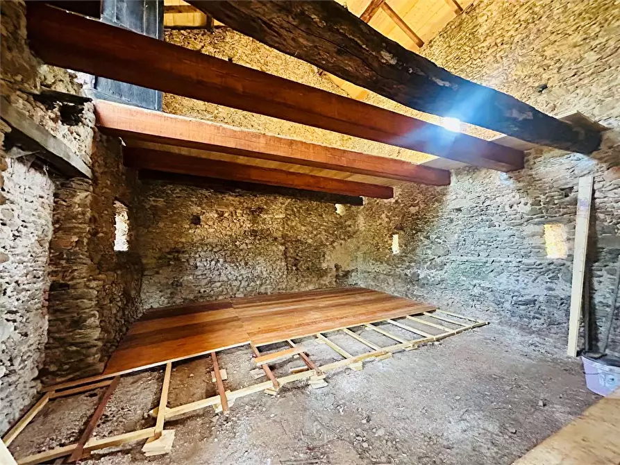 Immagine 6 di Rustico / casale in vendita  in Strada Provinciale a Priola